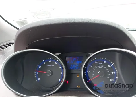 2015 Hyundai Tucson Gls z USA, uszkodzony, nr VIN KM8JT3AF3FU101689